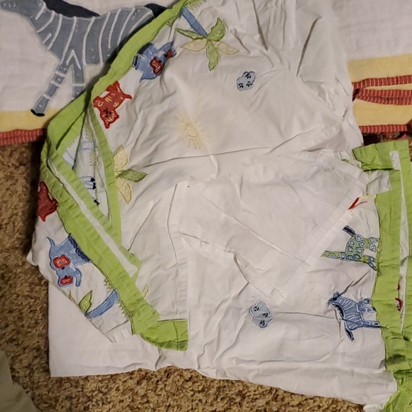 Pottery Barn kids/infant crib mattress set. - Picture 4 of 8